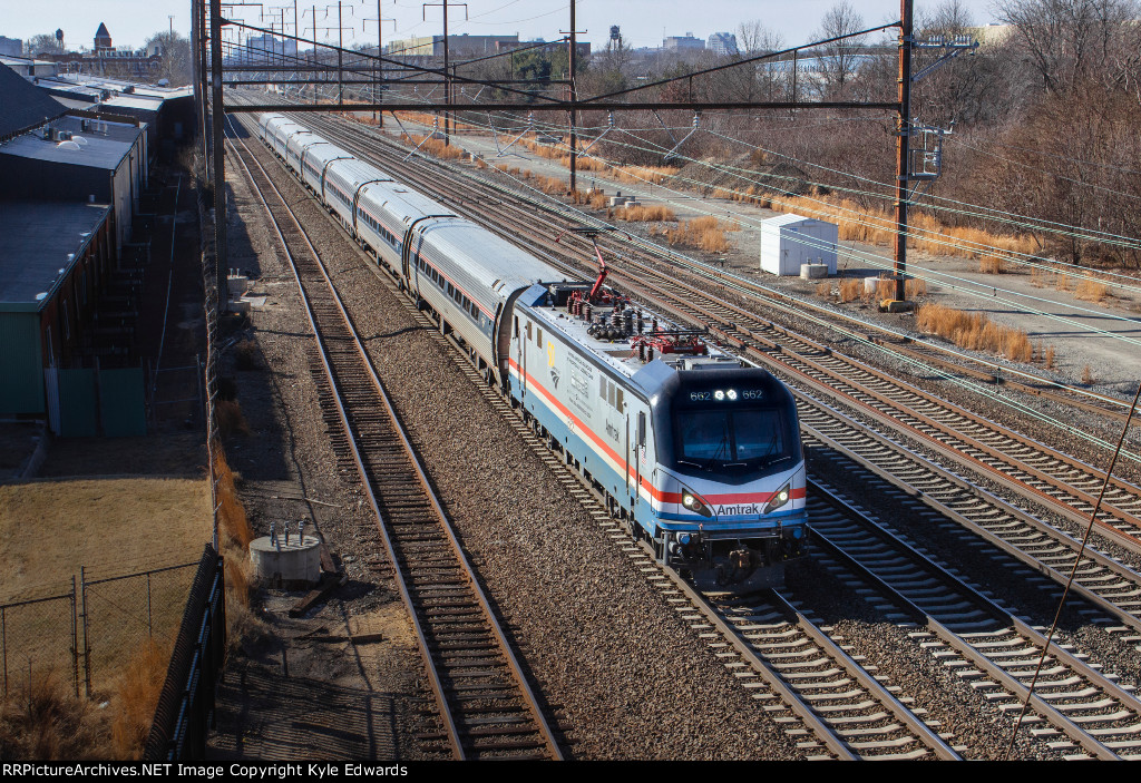 AMTK ACS-64 #662 on "Northeast Regional" No. 164